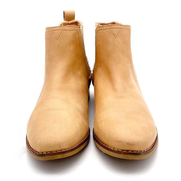 Toms Ella Chelsea Boots Skip On Booties in Honey Leather Faux Shearling Size 9.5 - Picture 11 of 15